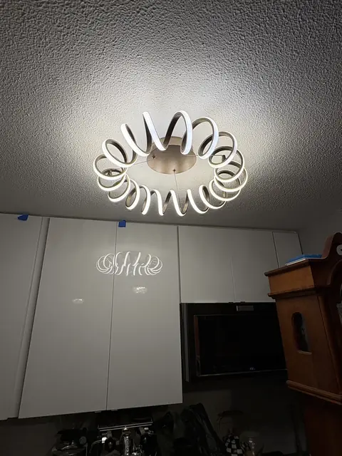 Lámpara de techo LED en espiral